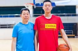 开云体育app-关于篮球名宿接受采访分享职业生涯经历的信息