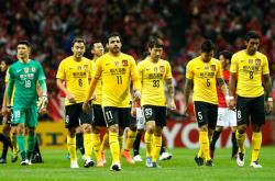 开云体育入口-关于广州恒大客场不敌浦项制铁2-1，小组赛3轮1胜2负积3分排名垫底的信息