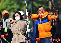 捷克射箭选手箭招高明，抓准时机夺魁的简单介绍