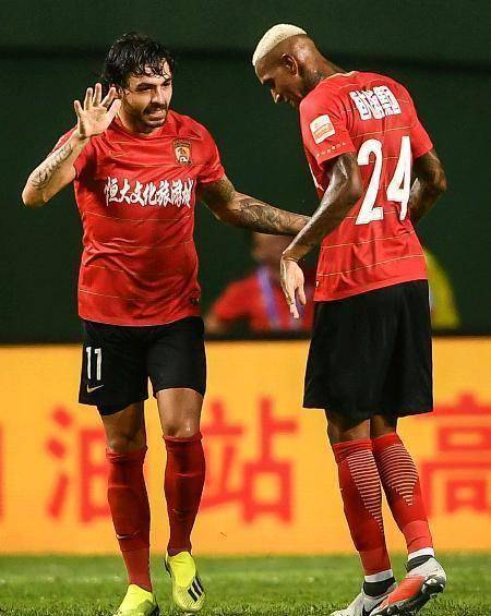 重庆斯威主场不敌广州恒大，战绩稍有波动的简单介绍