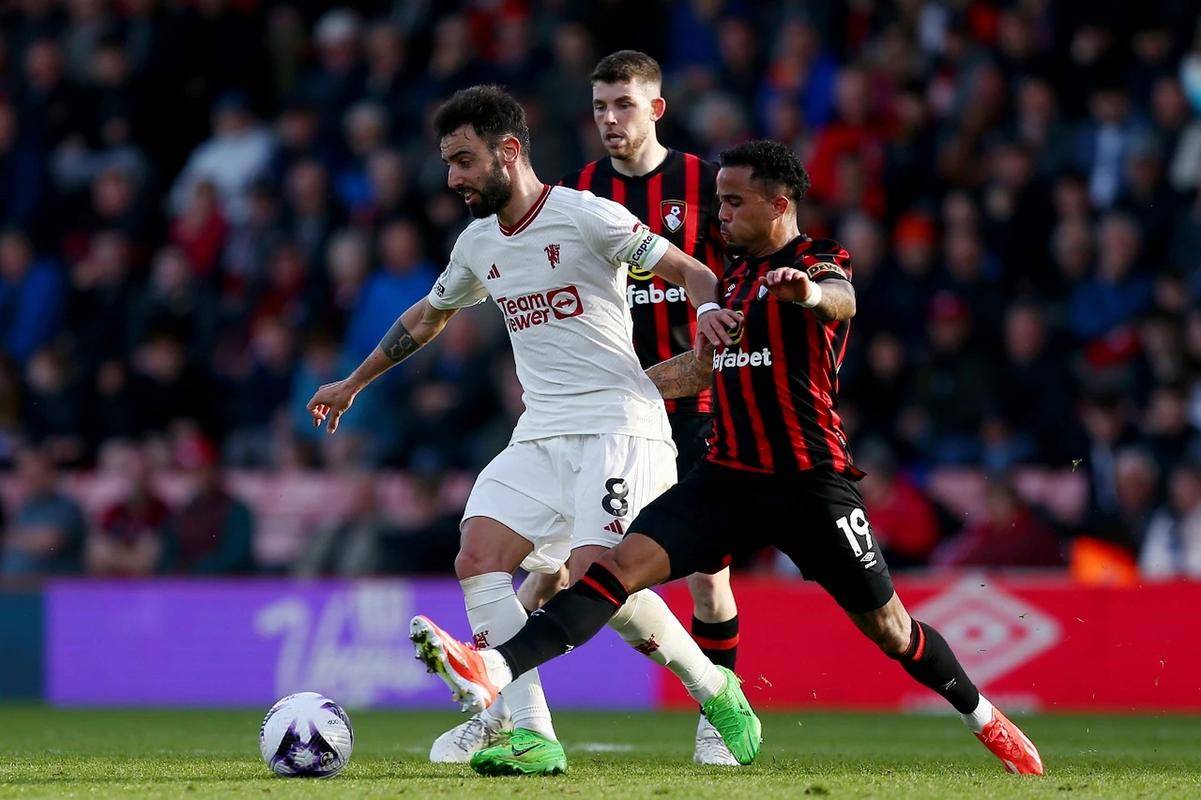 伯恩茅斯客场苦战取胜，走出低迷