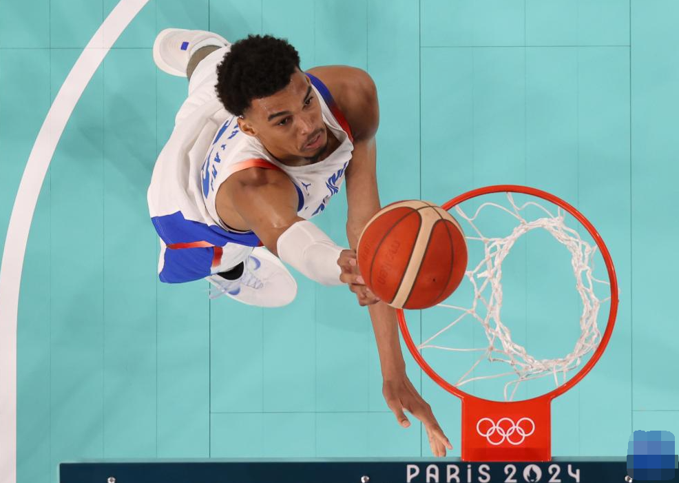 包含欧锦赛冠军披露，新晋劲旅声威大涨的词条