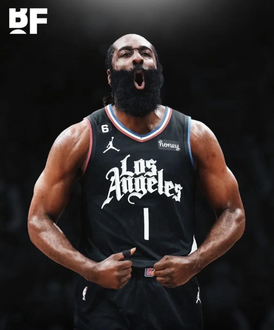 伦纳德砍下+，快船战胜灰熊