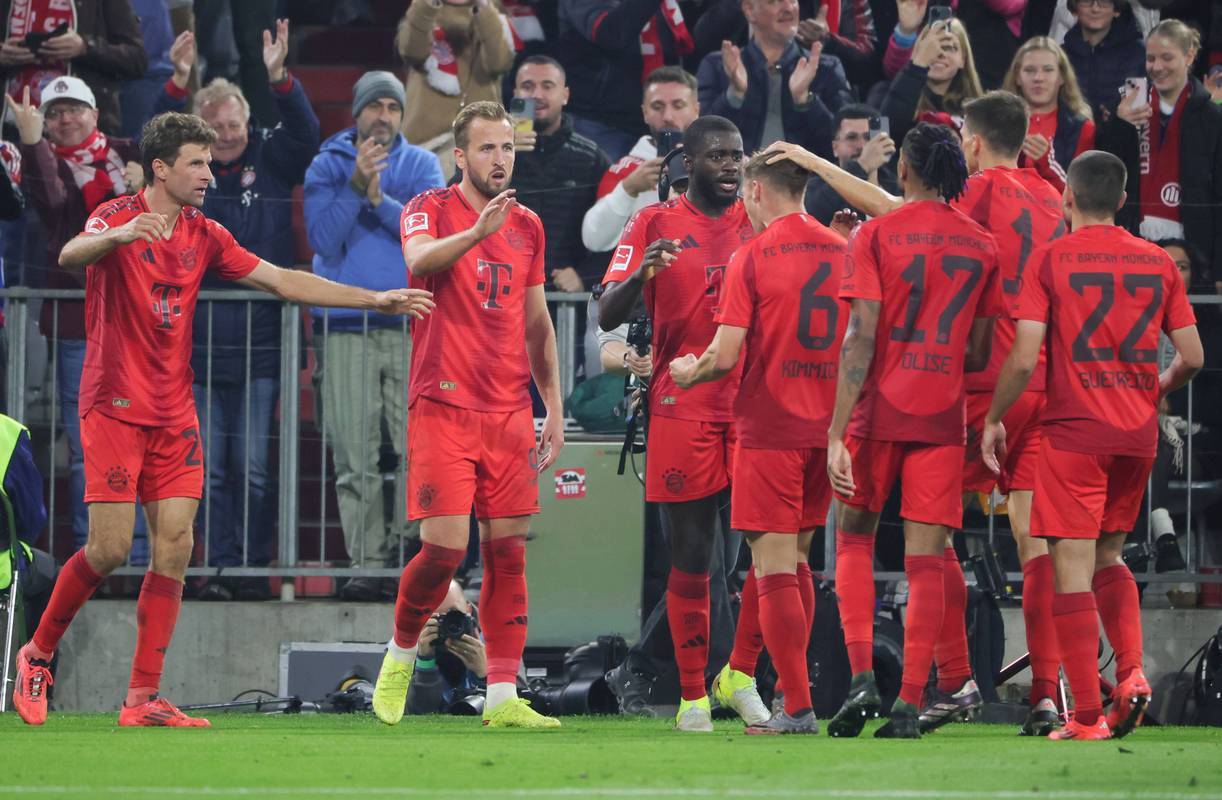 奥格斯堡主场告负，排名连降下滑