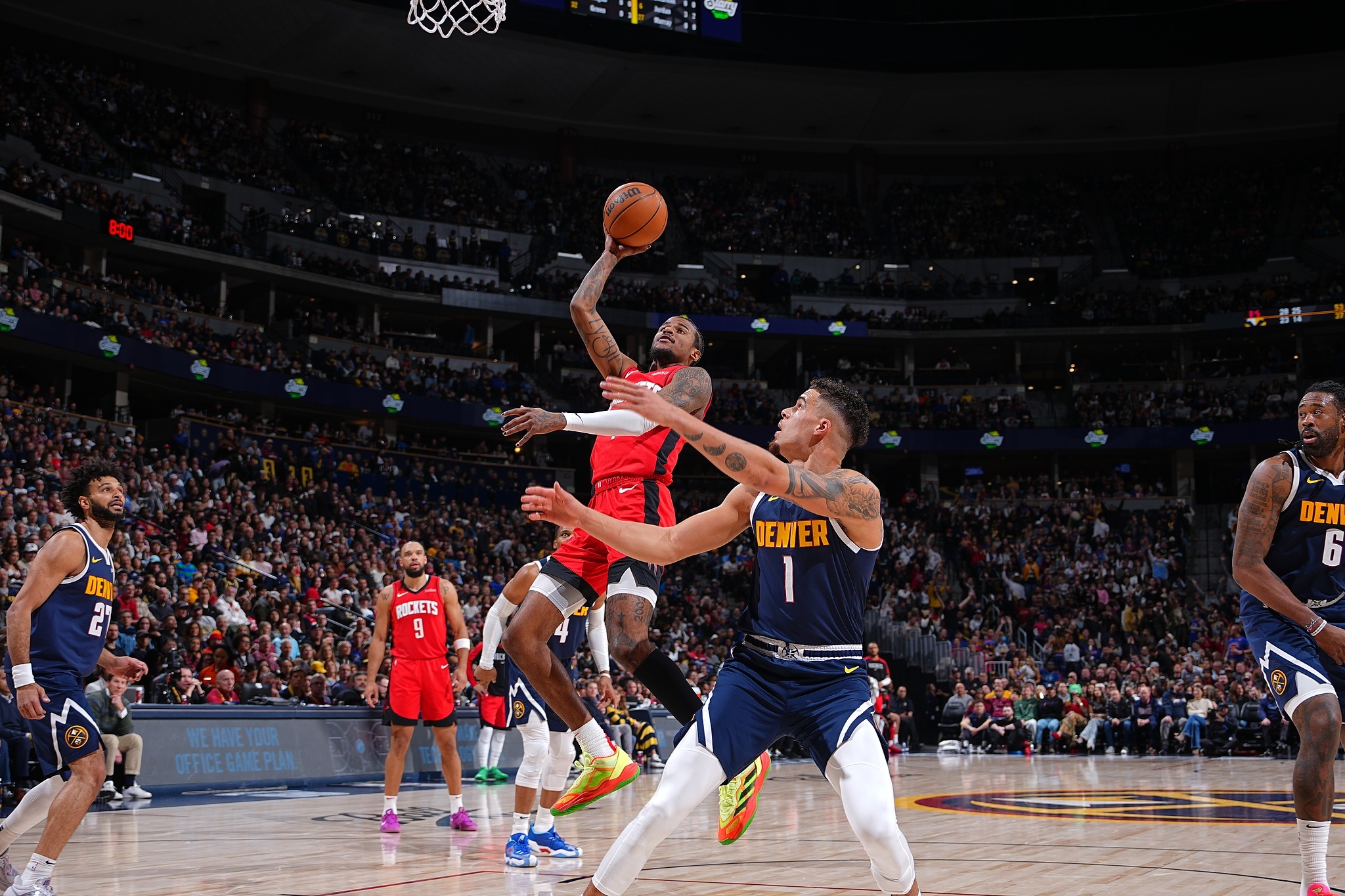 篮网客场击败掘金，挺进东部前八