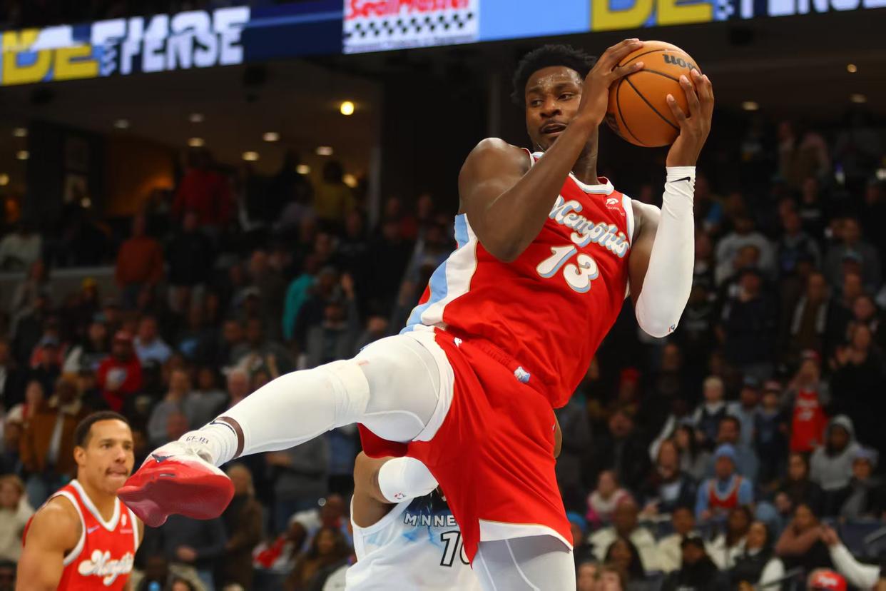 灰熊取得反扑,挑战西部强队 灰熊取得反扑,挑战西部强队