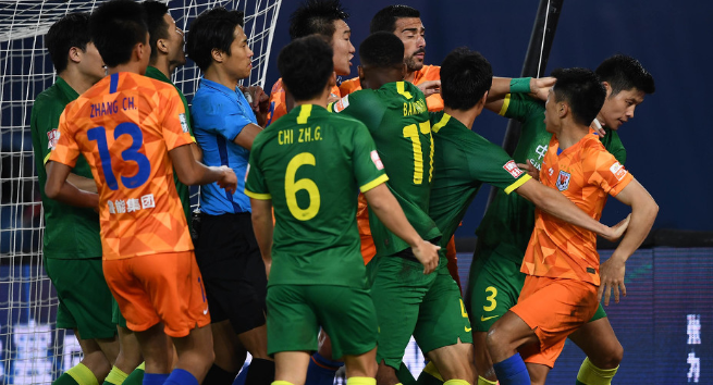 GEN绝杀TES，Lehends极限生还后反打焦点之战四强赛，锁定晋级资格的简单介绍